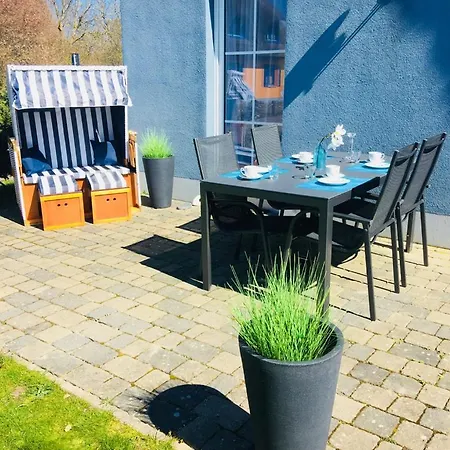 Strandhaus Seestern غلوفي