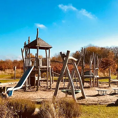 Strandhaus Seestern بيت للعطل غلوفي